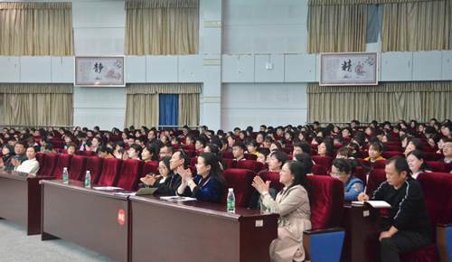 说明: http://news.hnmu.com.cn/__local/4/32/FA/34B767DD13FF5243B0BE6F5486A_08991BE0_21E00.jpg