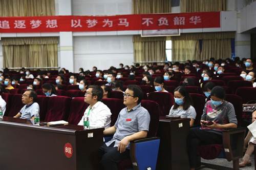 说明: http://news.hnmu.com.cn/__local/5/52/24/D5516528617102665D565C694D8_A7069422_1582B.jpg